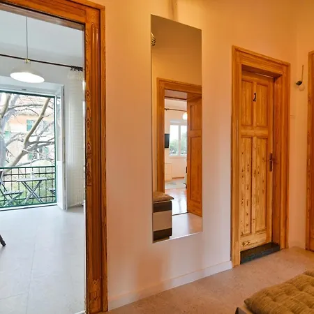 Apartment Niteroni Split