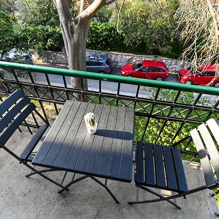 Niteroni Lejlighed *