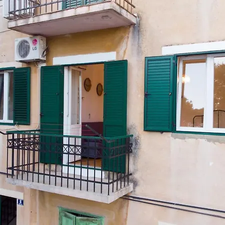 Niteroni Apartman *